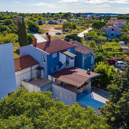 Apartman Ana Stinjan Bagian luar foto
